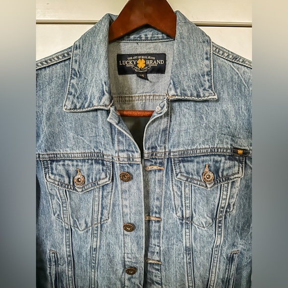 Women’s Lucky Brand jean jacket - Picture 2 of 12